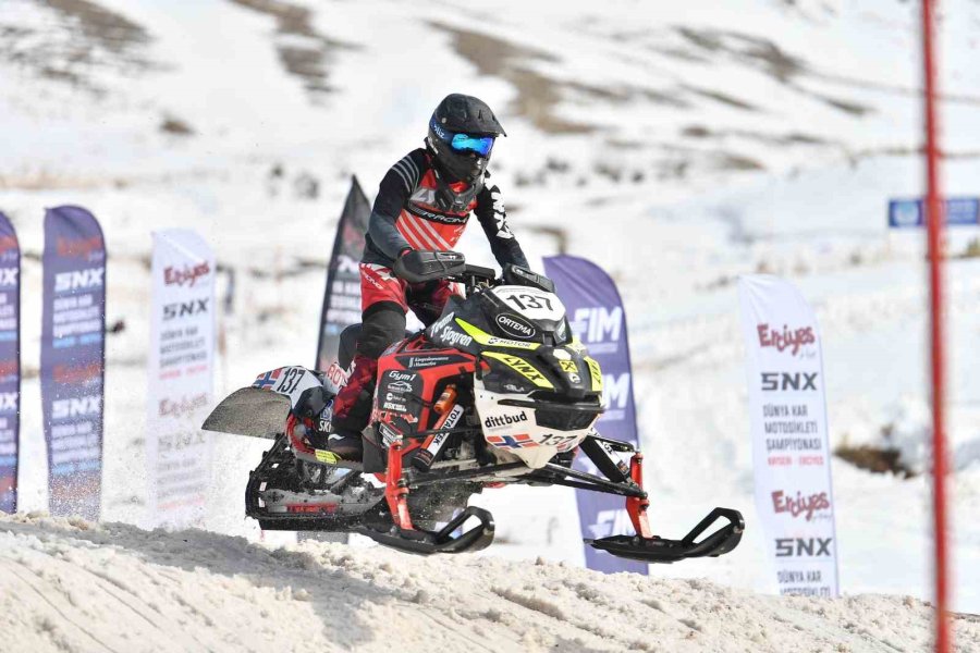 Erciyes’te Dünya Kar Motosikleti Şampiyonası Heyecanı Başladı