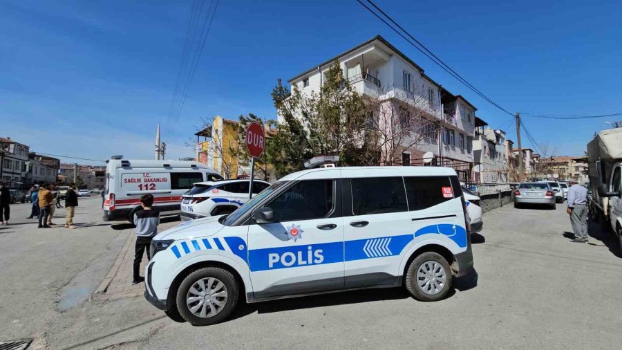 Kayseri’de Karbonmonoksit Zehirlenmesi: Anne Ve 2 Çocuğu Hayatını Kaybetti