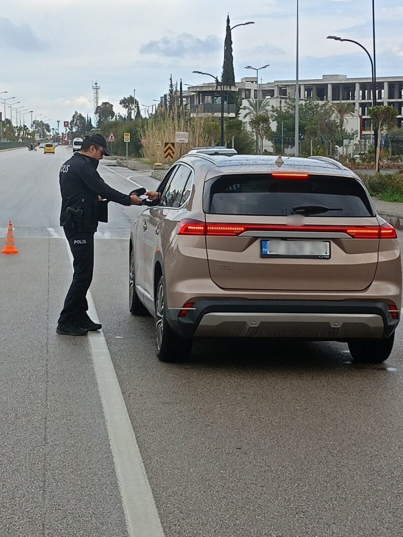 Antalya’da Son Bir Haftada 201 Şüpheli Tutuklandı