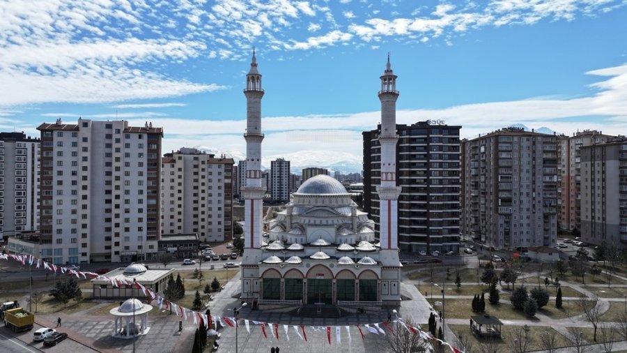 Kocasinan’da Camiler, Ramazan Ayında Da Gül Kokuyor