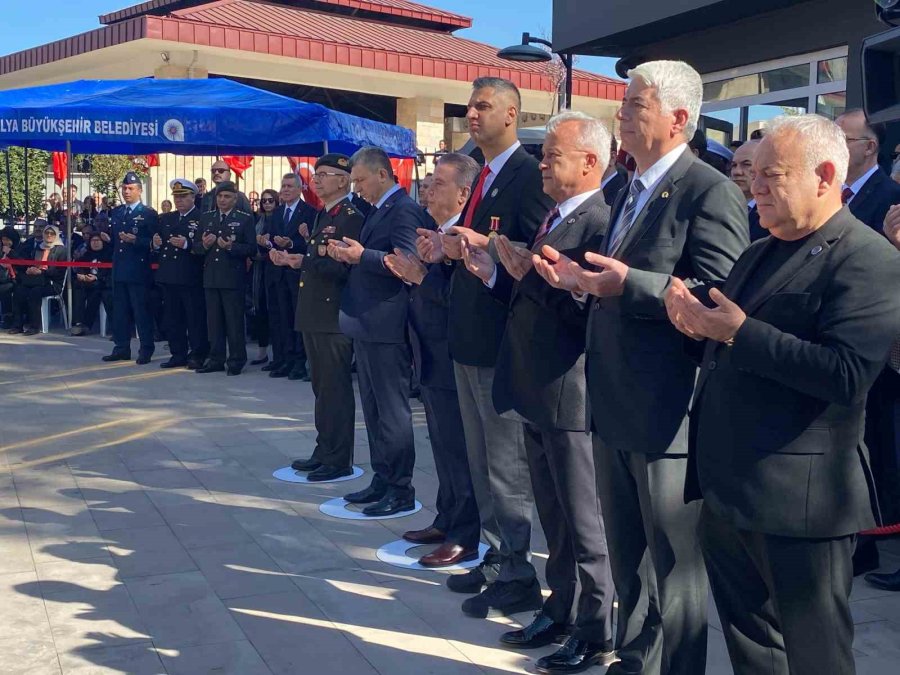 Antalya’da 18 Mart Şehitleri Anma Günü Ve Çanakkale Deniz Zaferi’nin 110. Yıl Dönümü