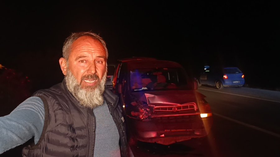 Kaza Yapan Araca Yardım İçin Durdu, Arkadan Motosiklet Çarptı: 5 Yaralı