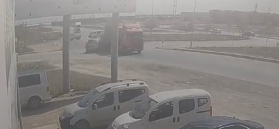 Konya’da Minibüs İle Tır Çarpıştı: 1 Ölü, 5 Yaralı