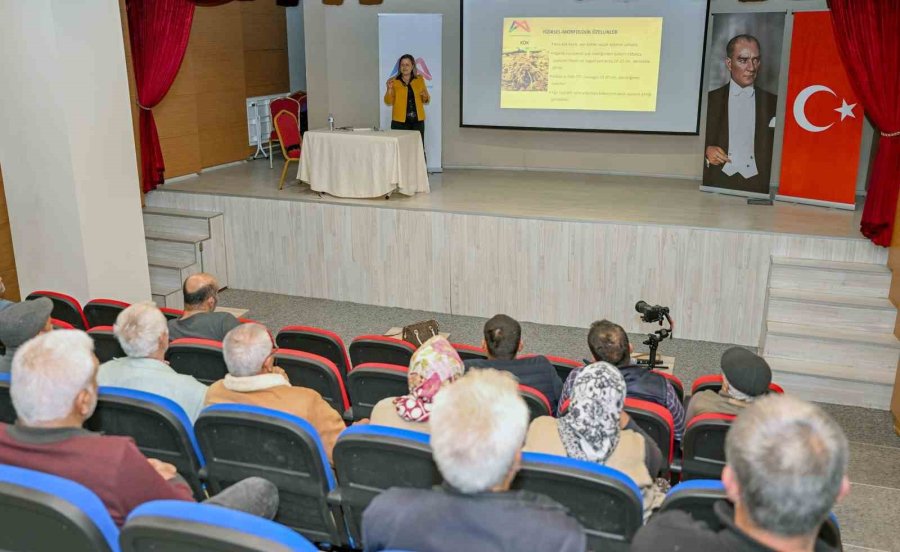 Mersin’de Çiftçiler Eğitimle Bilinçleniyor