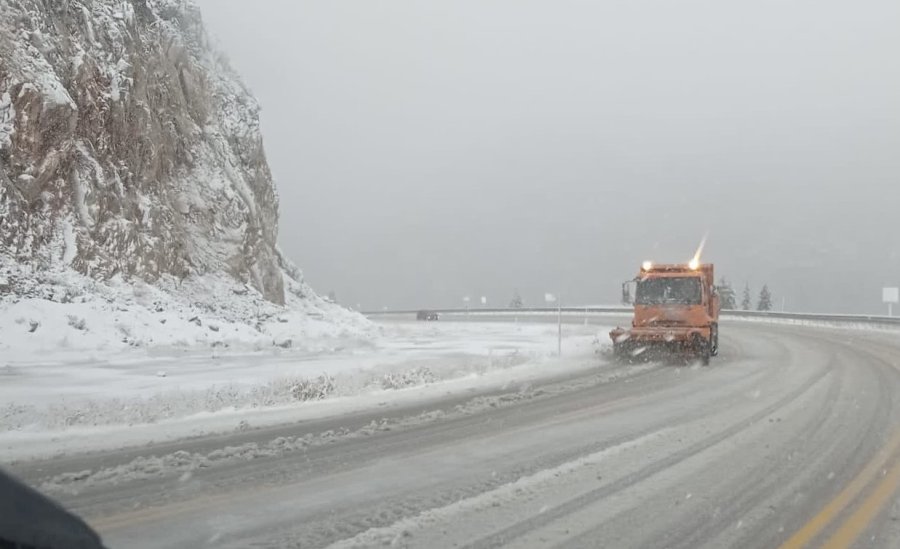 Antalya-konya Kara Yolunda Kar Yağışı