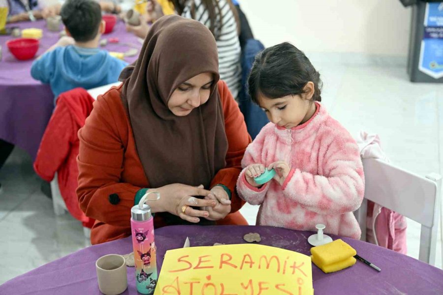 Mersin’de Anne Ve Çocuklar Seramikle Buluştu