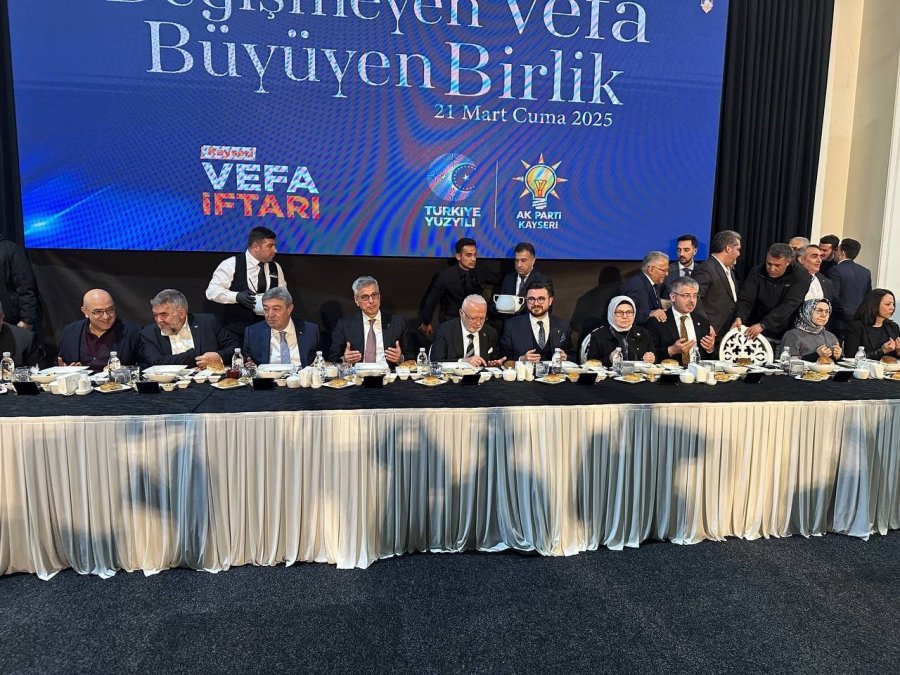 Ak Parti Genel Başkanvekili Elitaş: "ben Ana Muhalefet Partisini Sokaklara Çağırmak Değil, Demokrasiye İnanmaya Davet Ediyorum"